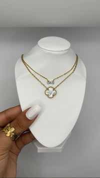 Ensemble White