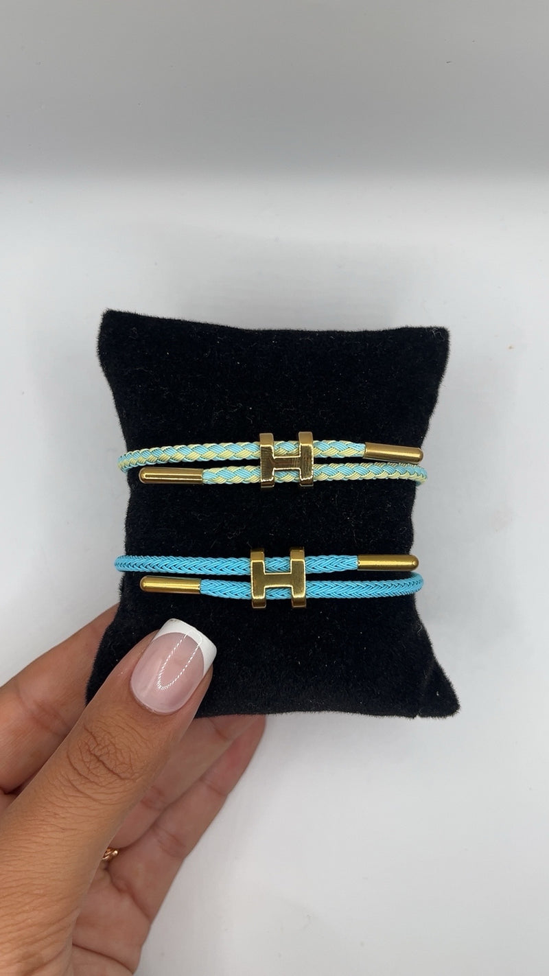 Bracelet tissu H coloré