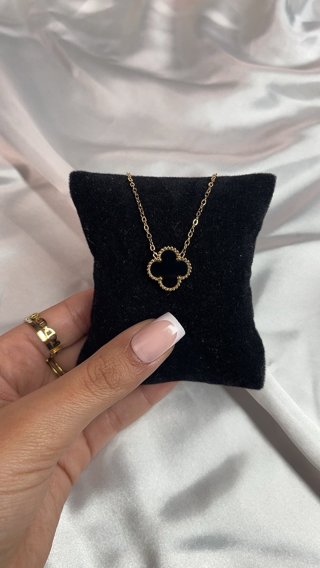 Collier amel