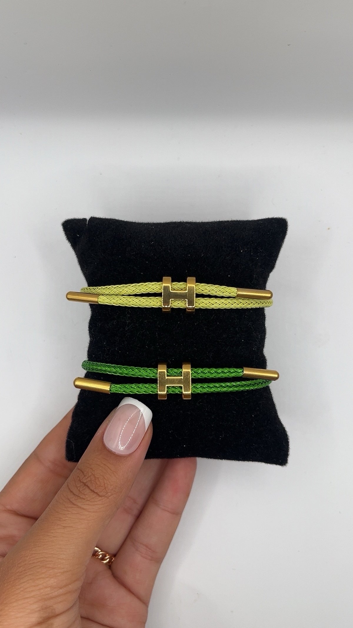 Bracelet tissu H coloré